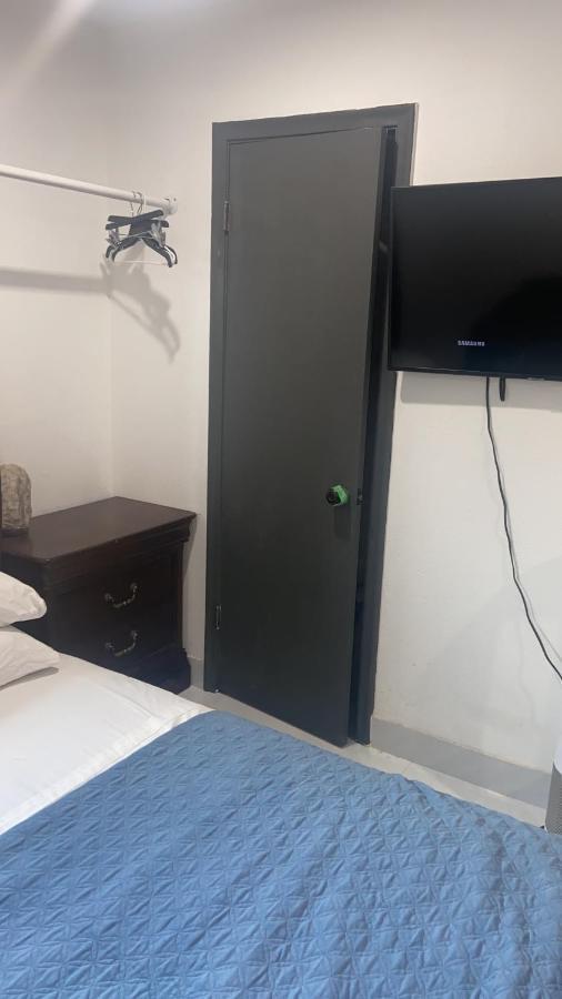 Room & Private Bathroom Бока-Ратон Экстерьер фото